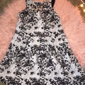 Flower crisscross halter top dress thick material